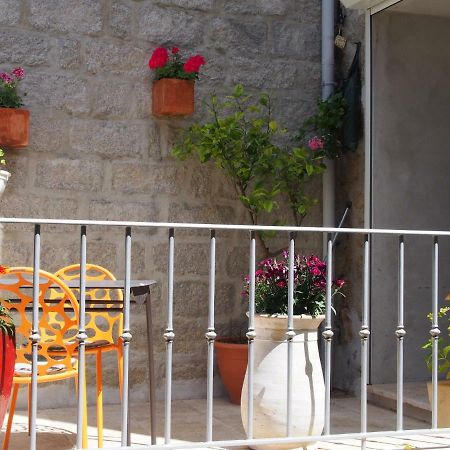 Santa-Lucia-di-Tallano Maison De Vacances - Casa Mezanaccia Avec Terrasse Fleurie Meuble Tourisme 3 Etoiles מראה חיצוני תמונה
