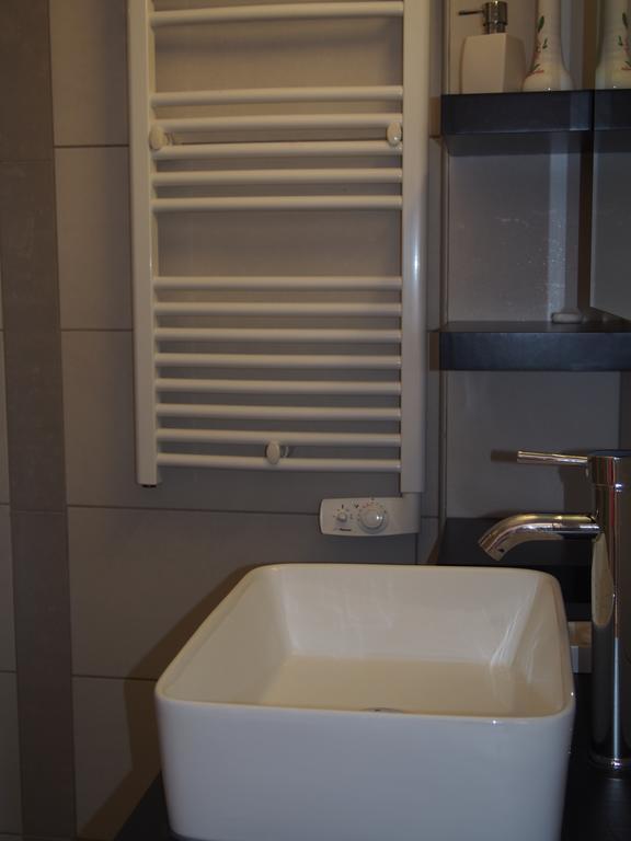 Santa-Lucia-di-Tallano Maison De Vacances - Casa Mezanaccia Avec Terrasse Fleurie Meuble Tourisme 3 Etoiles מראה חיצוני תמונה