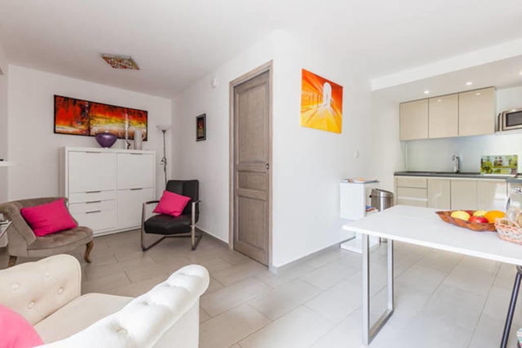 Santa-Lucia-di-Tallano Maison De Vacances - Casa Mezanaccia Avec Terrasse Fleurie Meuble Tourisme 3 Etoiles מראה חיצוני תמונה
