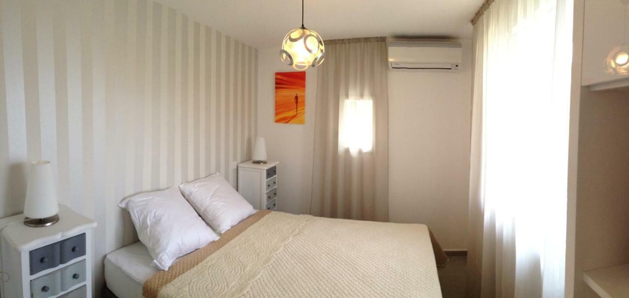 Santa-Lucia-di-Tallano Maison De Vacances - Casa Mezanaccia Avec Terrasse Fleurie Meuble Tourisme 3 Etoiles מראה חיצוני תמונה